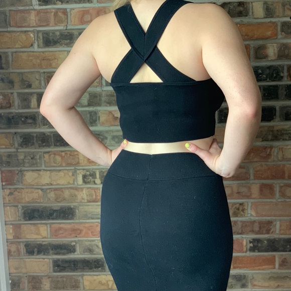 Express Black Crop Top and Skirt - Picture 4 of 8